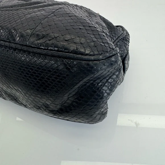 Gucci RARE Black Python SoHo Chain Tassel Shoulder Bag - Picture 9 of 16